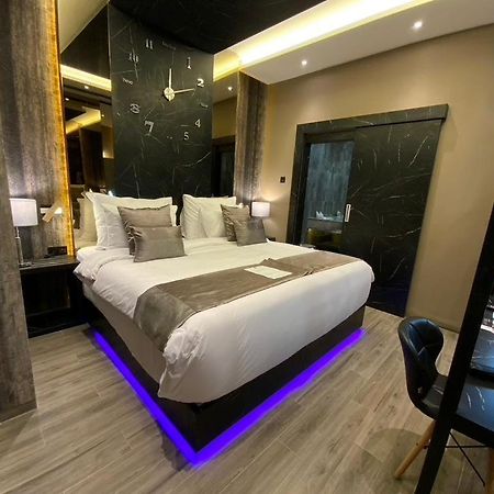 De Paris Hotel Medan Luaran gambar
