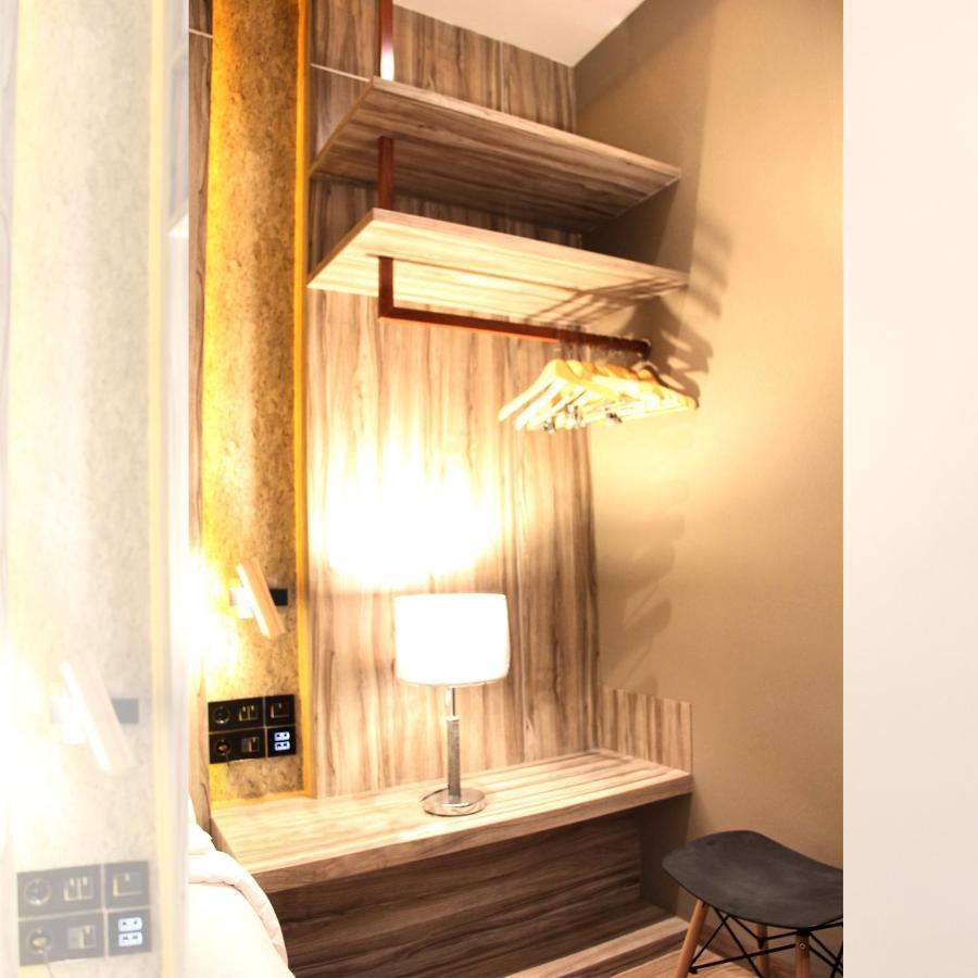 De Paris Hotel Medan Luaran gambar