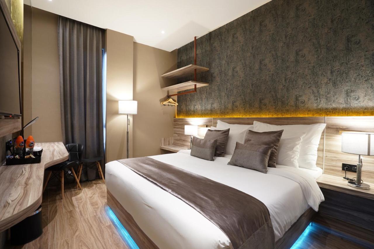 De Paris Hotel Medan Luaran gambar