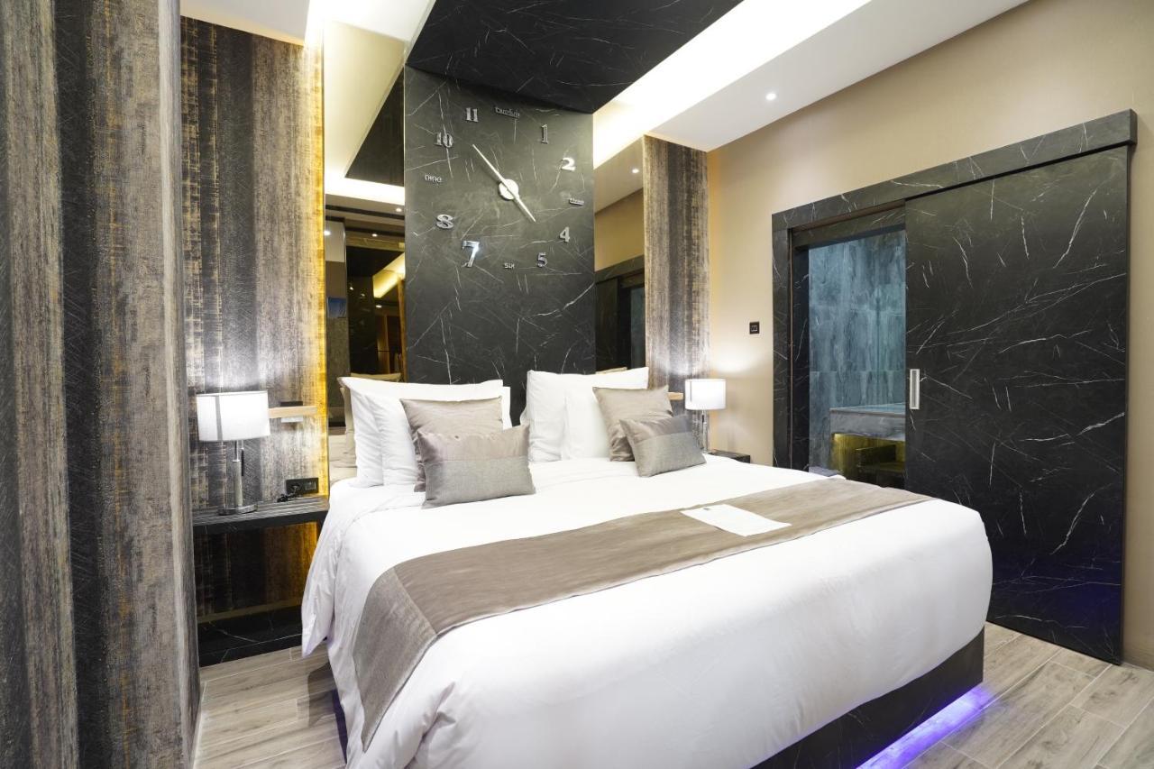 De Paris Hotel Medan Luaran gambar