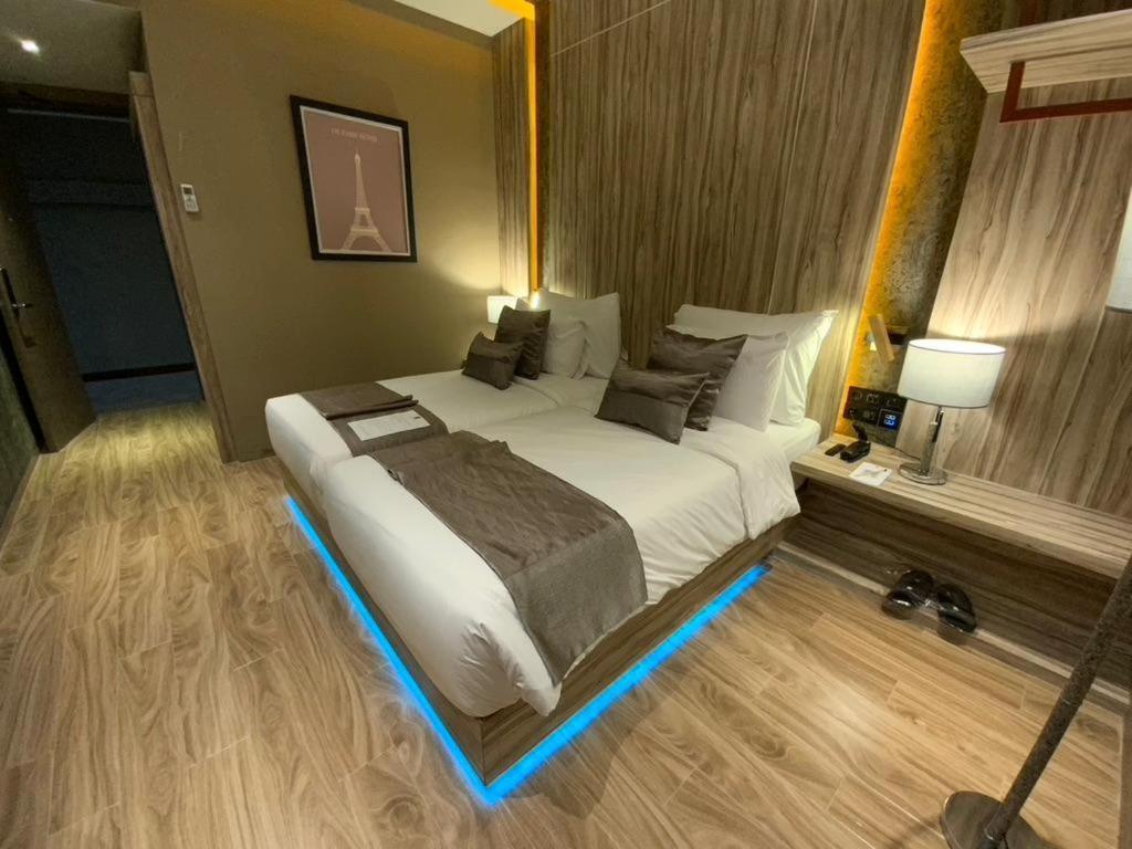 De Paris Hotel Medan Luaran gambar
