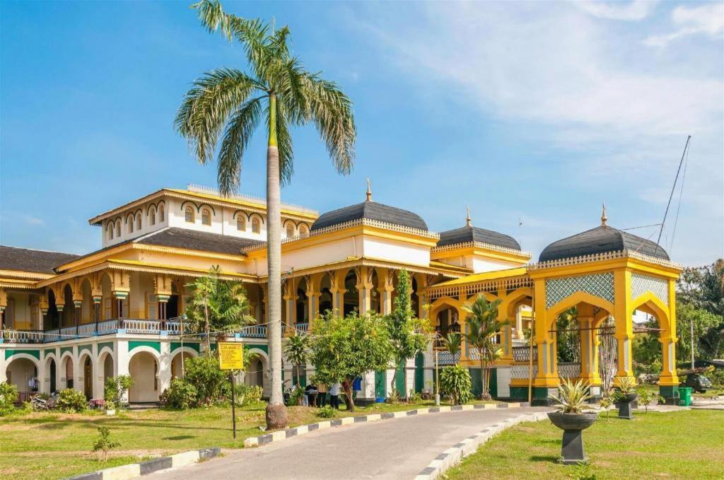 De Paris Hotel Medan Luaran gambar